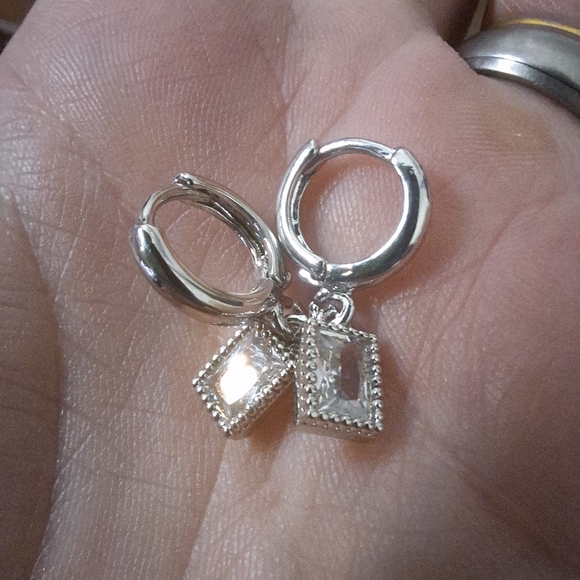 Swarovski Silver Geometric Earrings with Sparkling Stones - Picture 8 of 9